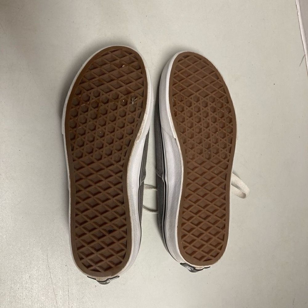 VANS Off The Wall Youth Sneakers Size 1.5 Gray Youth unisex - Picture 3 of 8